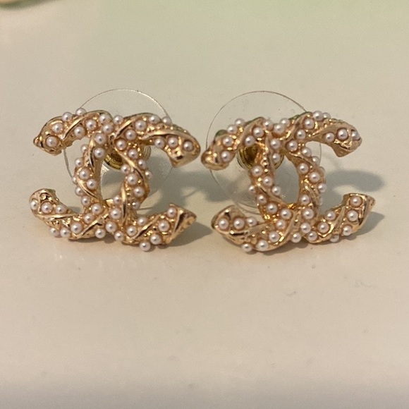 CHANEL Jewelry - Brand new Chanel earrings